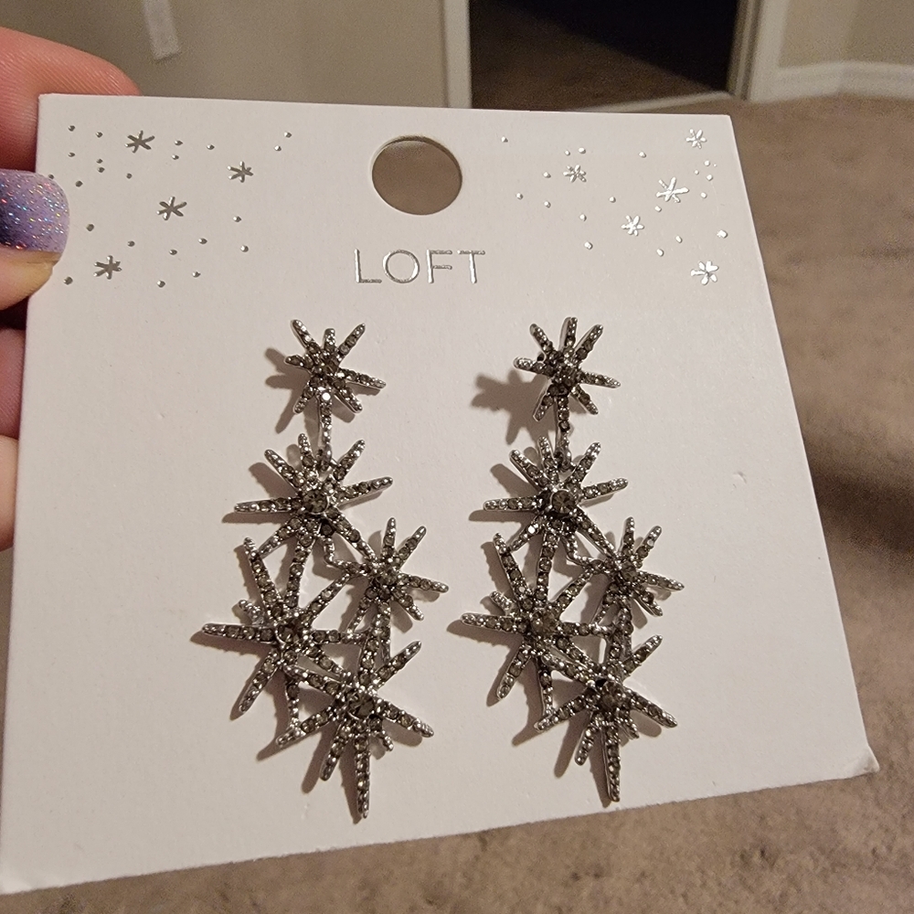 Loft Earrings - Picture 2 of 3